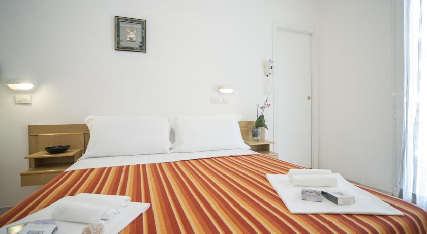 Hotel Malibu Mare Rimini Exterior photo